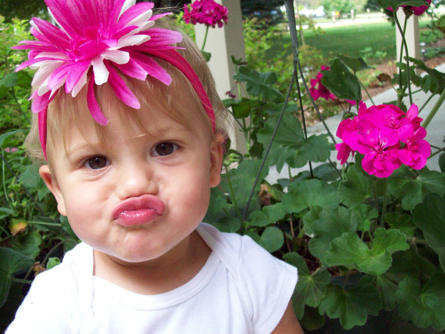 Baby Pout Funny Face wallpaper