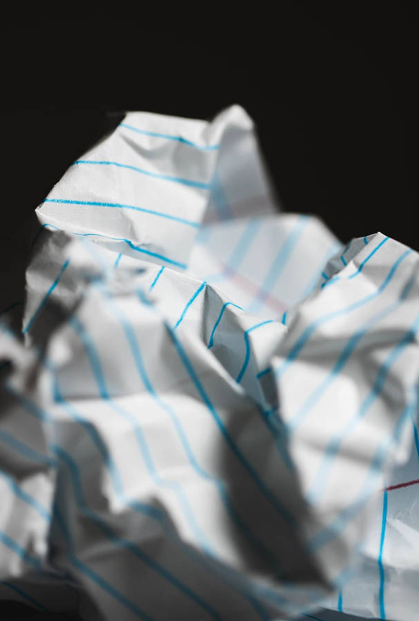  Caption: The Art of Simplicity: Crumpled Paper Layout 
